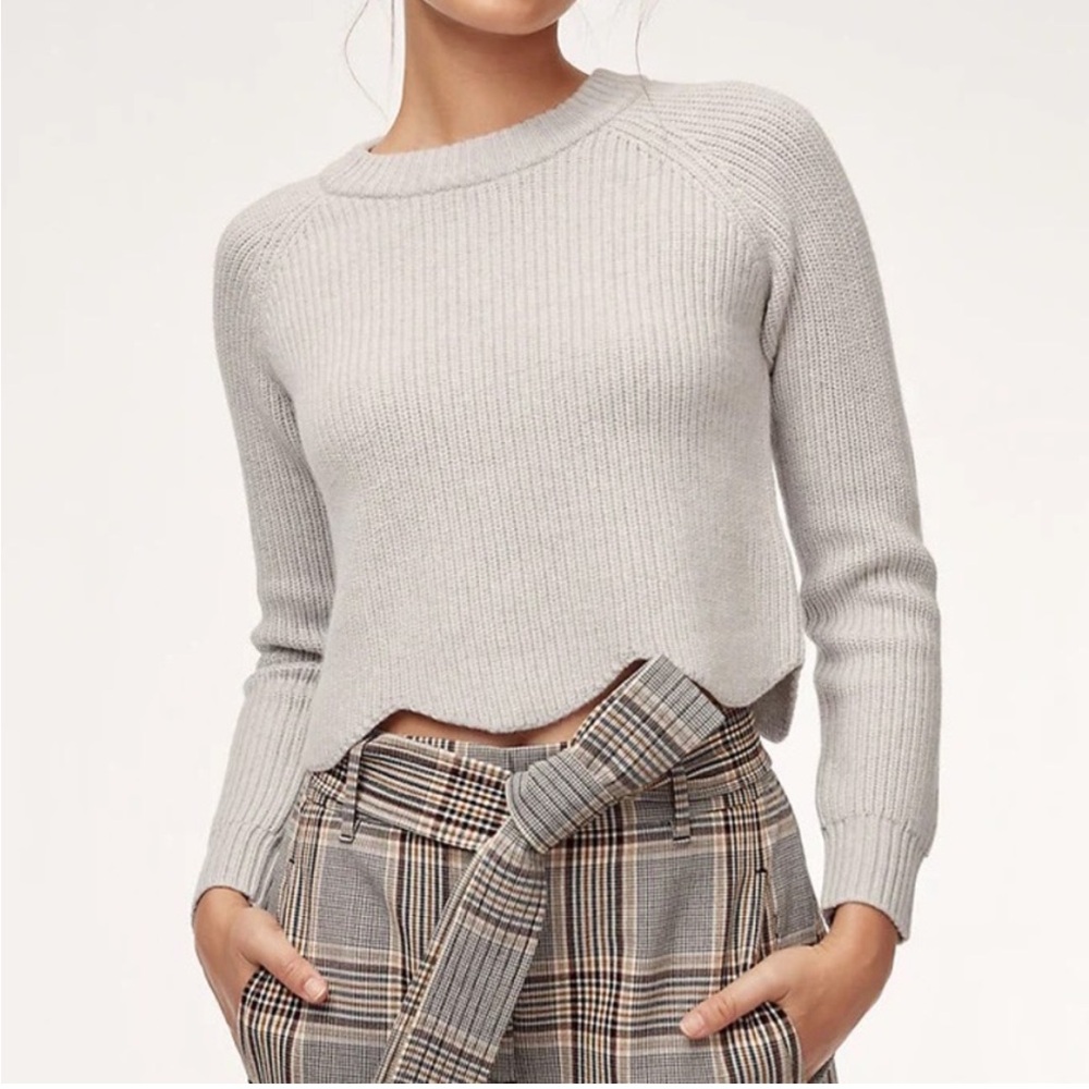 Aritzia Wilfred Sardou ribbed, cropped, scallop bottom hem sweater